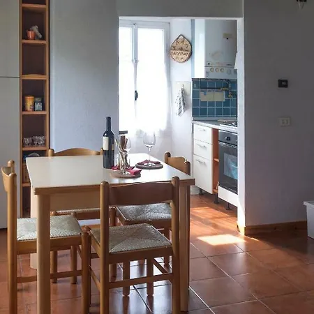 Agrilu Apartman Colico